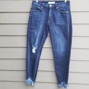 Kancan Distressed Cropped Jeans with Fringed Bottoms size 9/28